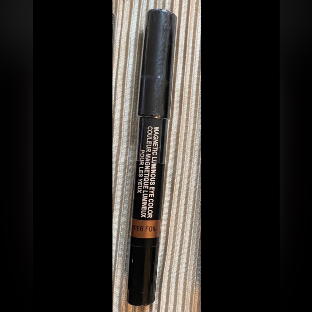 NUDESTIX Magnetic Luminous Eye Color Stick - Copper Foil